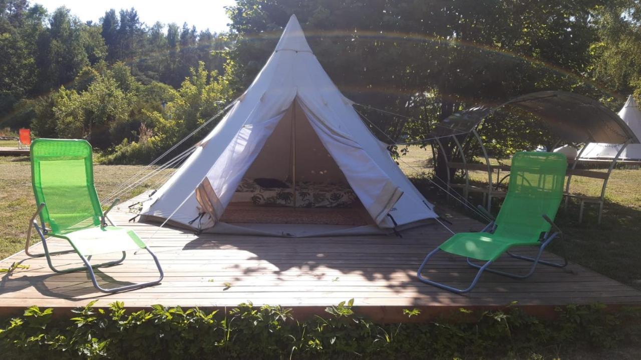 Hotel Glamping Fluffy Horns - Glempings Pukainie Ragi Plieņciems Esterno foto