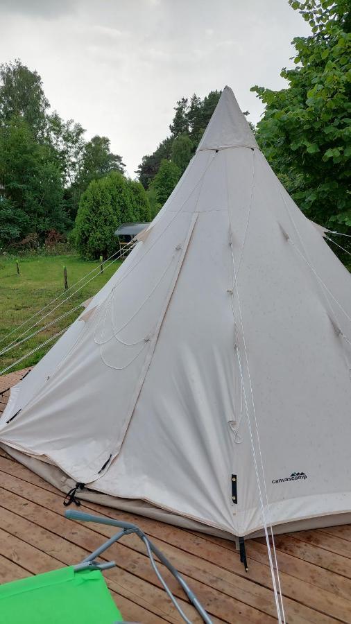 Hotel Glamping Fluffy Horns - Glempings Pukainie Ragi Plieņciems Esterno foto